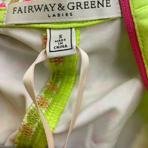 Fairway and Greene Women's Aloha Aria pineapple sleeveless top - Picture 4 of 8